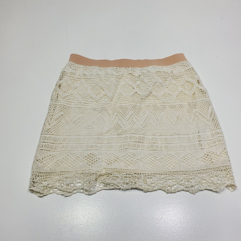 American Eagle Women Ivory White Crocheted Mini Skirt Lined Zip Size 4‎